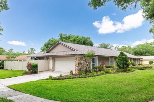 1610 King Arthur Cir, Maitland, FL 32751-5818