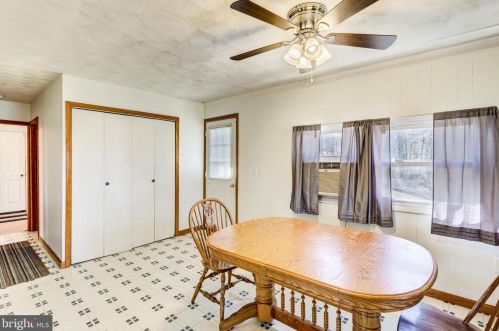 305 Ulricktown Rd, Littlestown PA  17340-9789 exterior