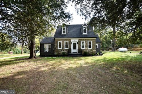 380 Ivy Mills Rd, Glen Mills PA  19342-1424 exterior