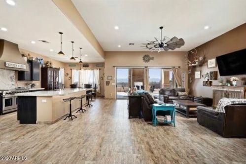 22119 Patton Rd, Wittmann, AZ 85361-8537