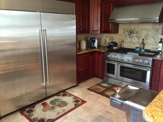 1757 Leprichaun Ct, Salem, OR 97303-1814