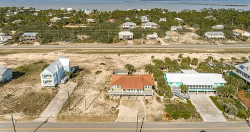 433 Gorrie Dr, Saint George Island FL  32328-3012 exterior