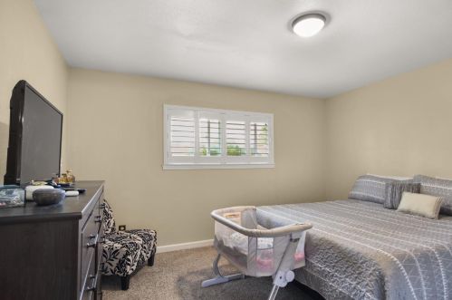1445 Gary Ln, Modesto CA  95355-3125 exterior