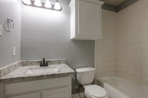 8514 Sports Haven Dr, Humble TX  77346-6000 exterior