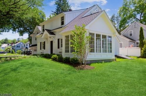 85 Chandler Rd, Chatham Township, NJ 07928-1844