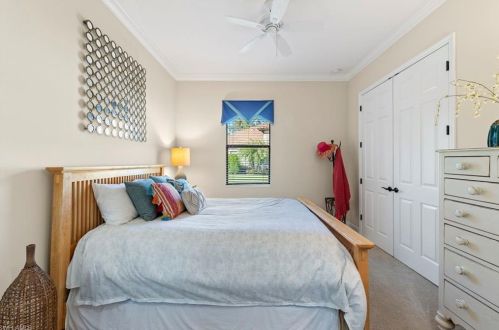 9155 Isla Bella Cir, Bonita Springs FL  34135-7198 exterior