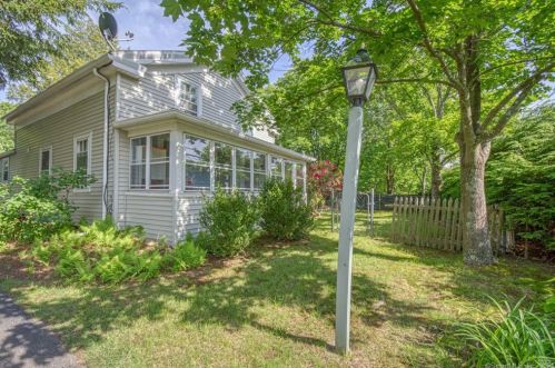 556 Jerome Ave, Bristol, CT 06010-2666