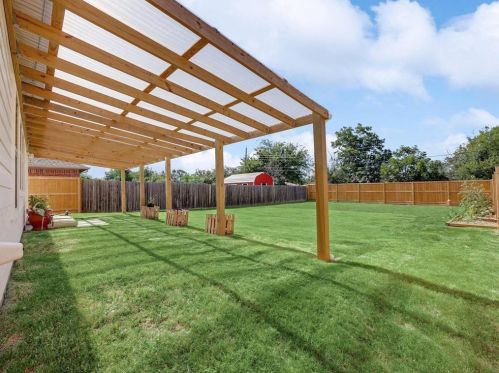 3429 Shelby Ave, Greenville TX  75402-6152 exterior