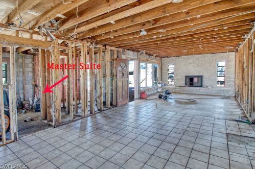 267 Flamingo St, Fort Myers Beach FL  33931-4311 exterior