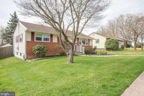 2511 Dean Dr, Wilmington DE  19808-3313 exterior