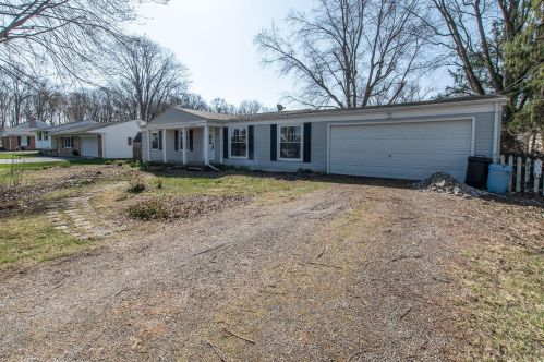 1259 Woodside Dr, Marion, OH 43302-5745