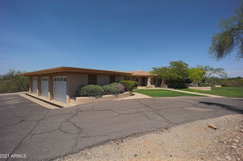 6220 Cholla Dr, Scottsdale AZ 85253-3170 exterior