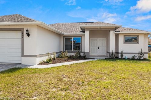 1604 7th Ave, Cape Coral, FL 33993-2419