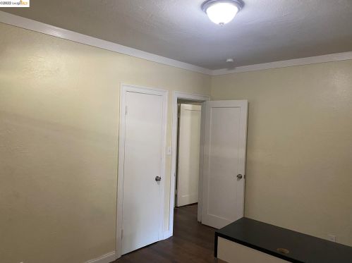 1741 101st Ave, Oakland CA  94603-3301 exterior