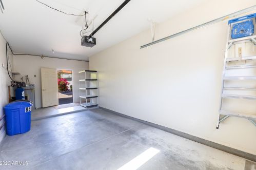 8809 51st St, Phoenix AZ  85044-7702 exterior