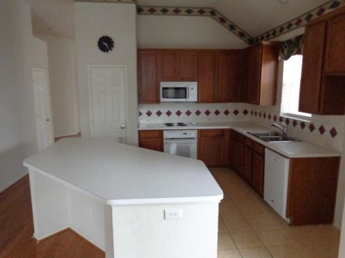 2027 Wimbledon Dr, Allen TX  75013-3027 exterior