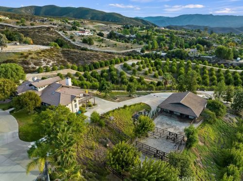 41777 Parado Del Sol Dr, Temecula CA  92592-8998 exterior
