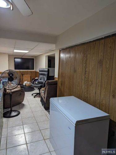 131 Belmont Ave, Outwater NJ  07026-3210 exterior