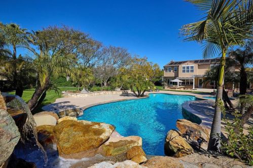 7947 Sitio Solana, Carlsbad CA  92009-9526 exterior