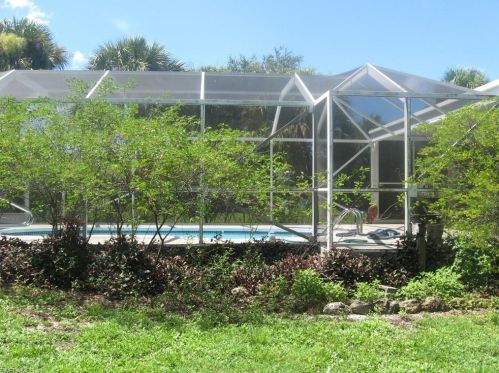 517 Plumosa Ave, Lehigh Acres FL 33972-7910 exterior