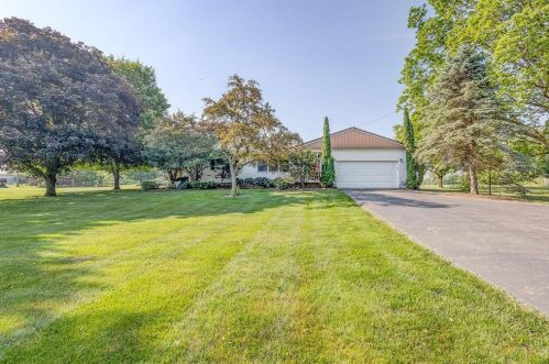 11860 Green Valley Rd, Mount Vernon, OH 43050-9624