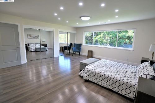 836 47th St, Oakland CA  94608-3202 exterior