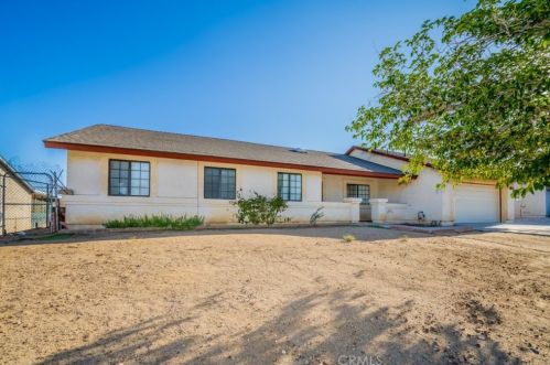 14121 Manzano Rd, Victorville, CA 92392-5002