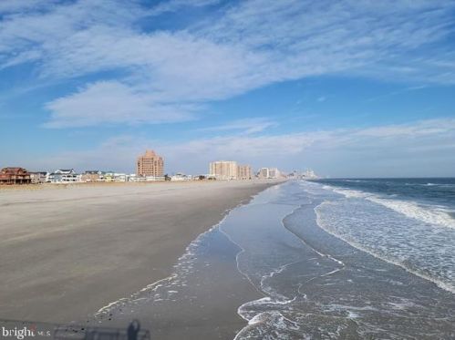 5300 Boardwalk, Atlantic City NJ  08406-2869 exterior