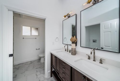 4350 Highland Dr, Carlsbad CA  92008-4225 exterior