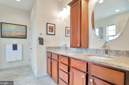 315 Lewis Washington Dr, Charles Town WV  25414-5666 exterior