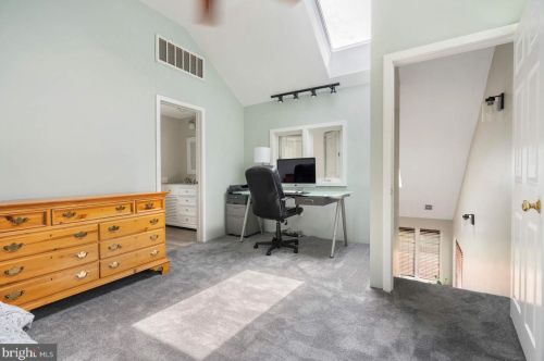 1009 Willow St, Southampton PA  18966-3435 exterior