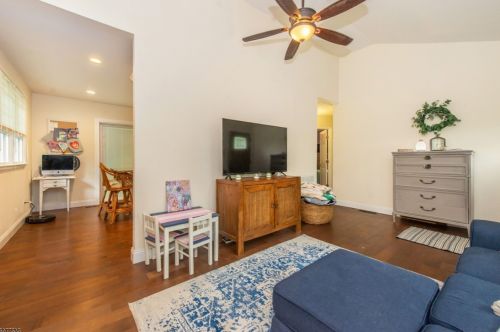 13 Harbor View Dr, Andover NJ  07821-4022 exterior