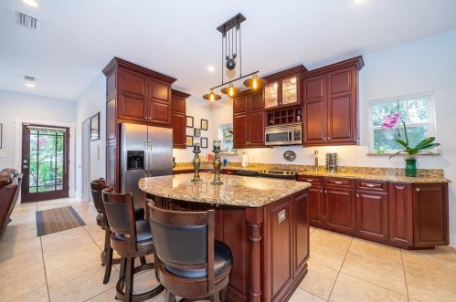 1505 Pinecrest Pl, Orlando FL 32803-4140 exterior