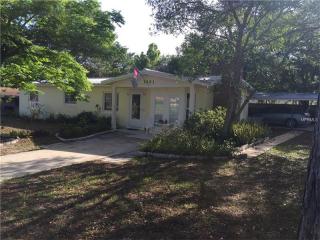 3001 Bon Air Dr, Orlando, FL 32818-2915