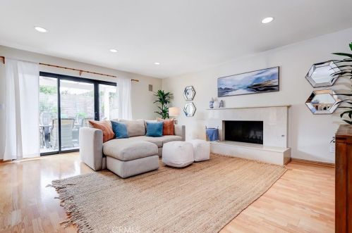 4108 Konya Dr, Torrance CA 90503-1826 exterior