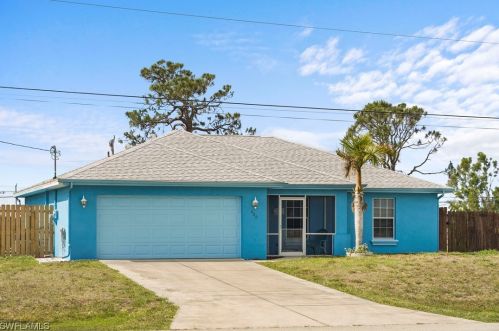 600 16th Ter, Cape Coral, FL 33909-5507