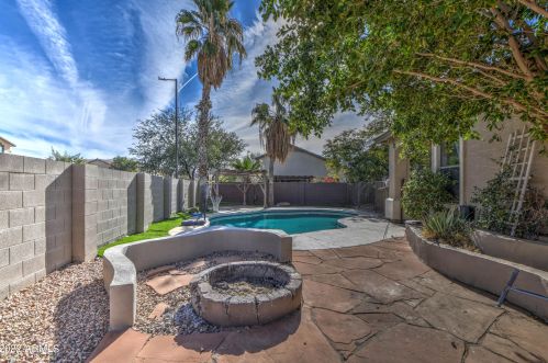 25687 Victory St, Buckeye AZ 85326-2972 exterior
