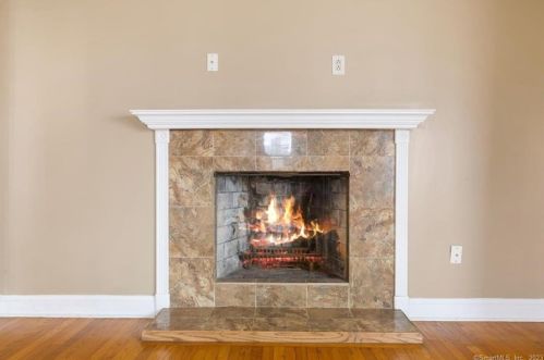 18 Phillips St, United States Coast Guard Ac CT  06320-2619 exterior