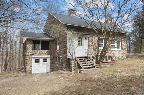 430 Rye Hill Rd, Monroe, NY 10950-4509