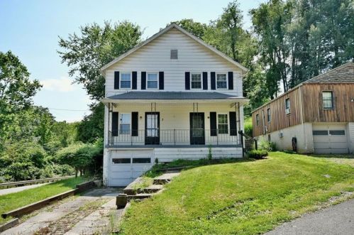 3 Bishop Hill Rd, Mc Donald, PA 15057-2499