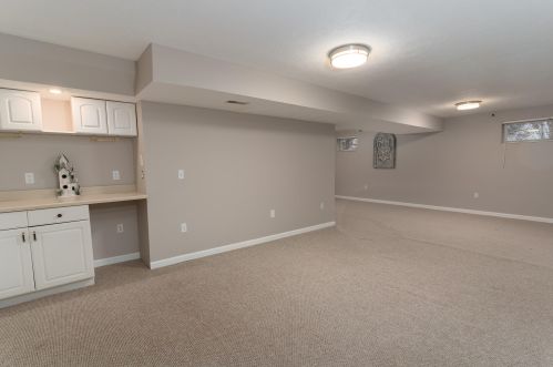 9743 Cherbourg Dr, Hamilton KY  41091-7623 exterior