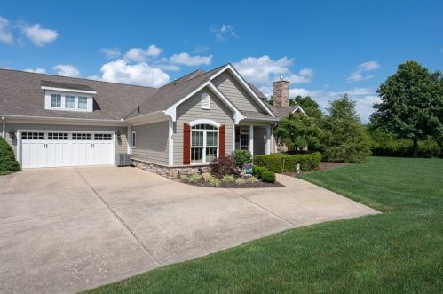 2011-4 Deacon Dr, Latrobe, PA 15650-9076