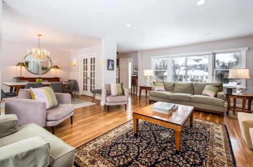 6 Bonwit Rd, Rye Brook NY  10573-1903 exterior