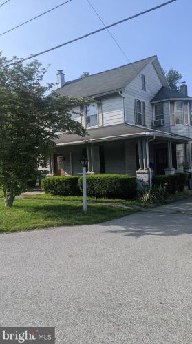3253 Lincoln Hwy, Lapark, PA 17562-9646
