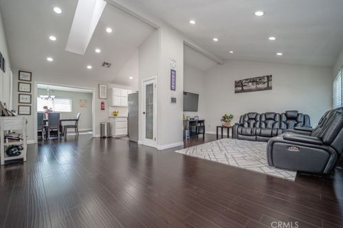 5585 Surrey Ln, San Bernardino, CA 92407-2426