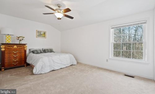 9625 Woodedge Dr, Springfield VA  22015-3017 exterior