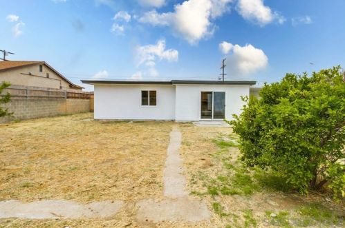 303 Kenton Ave, National City CA  91950-2148 exterior