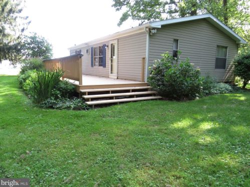 303 Beacon Light Rd, Parkesburg, PA 19365-2123