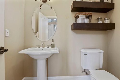 1238 River Pointe Dr, Lodi CA  95240-0564 exterior