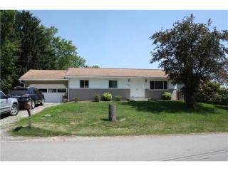 204 Cummins Ave, Houston, PA 15342-1112